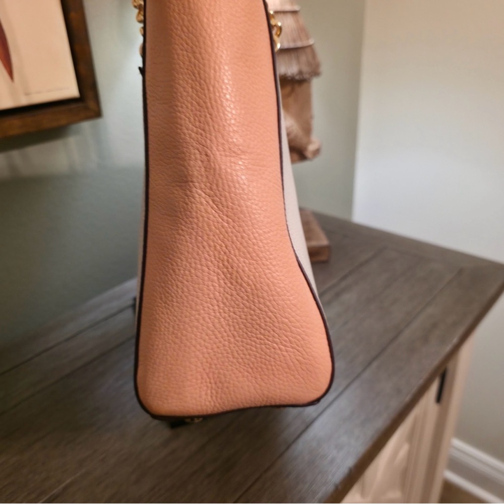 Coach White and Tan Tote Bag - Picture 4 of 14
